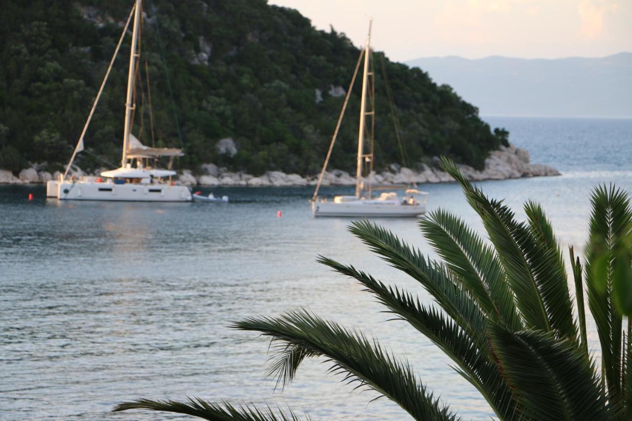 Apartments Leo Katic Lastovo Экстерьер фото