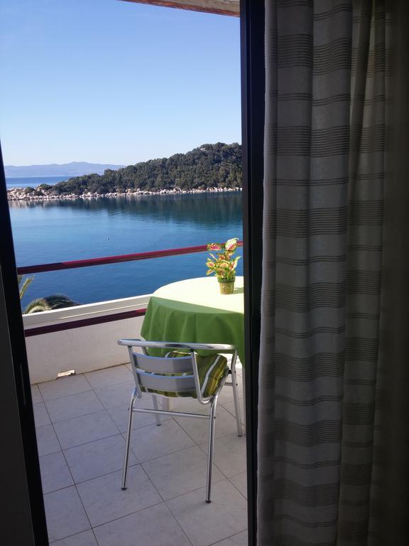 Apartments Leo Katic Lastovo Экстерьер фото