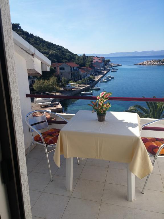 Apartments Leo Katic Lastovo Экстерьер фото